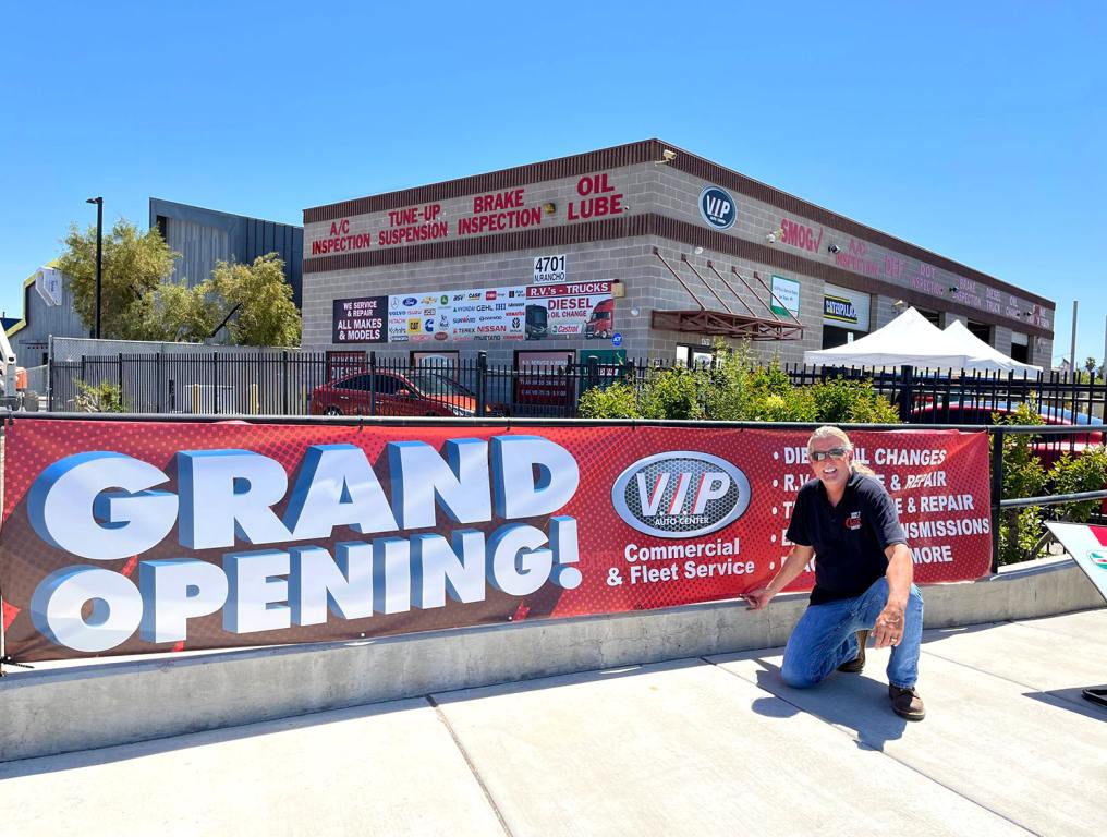 Shawn Stevens Checks Out Classic Cars At V I P Auto Service Center Las