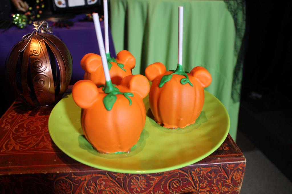 Pumpkin Apple Mickey