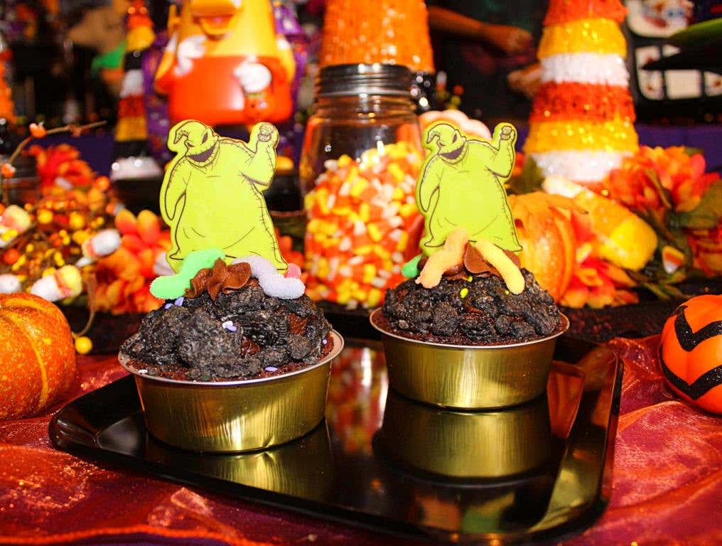 Disneyland Halloween Oogie Boogie Worms and Dirt Cake