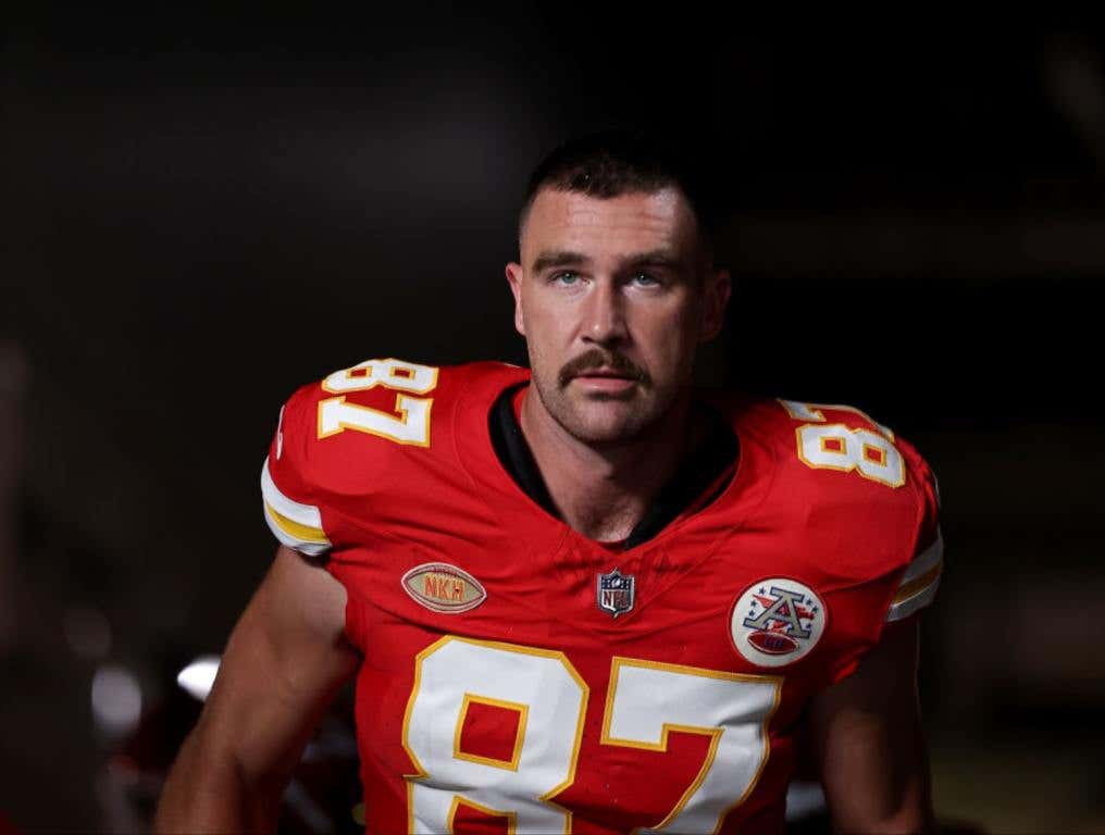 Travis Kelce #87 of the Kansas City Chiefs takes the field prior to the game against the New York Jets at MetLife Stadium on October 01, 2023 in East Rutherford, New Jersey.