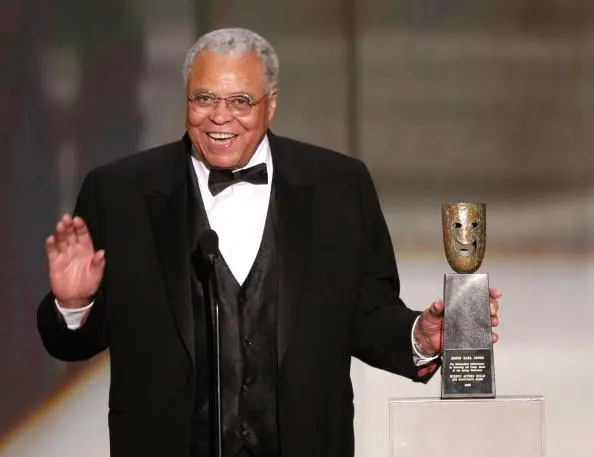 James-Earl-Jones_celebrity-deaths.jpg