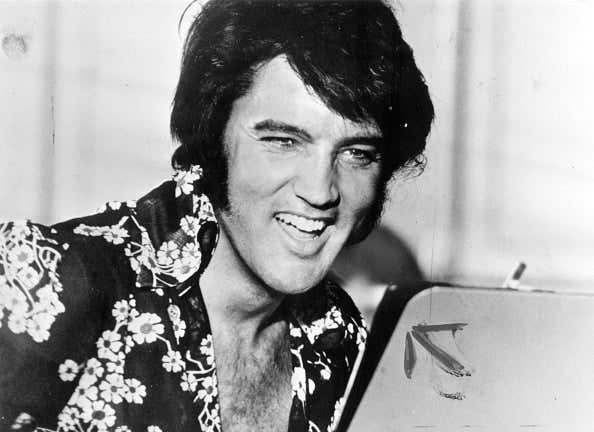 circa 1975: American popular singer and film star Elvis Presley (1935 - 1977), to his fans the undisputed 'King of Rock 'n' Roll'.