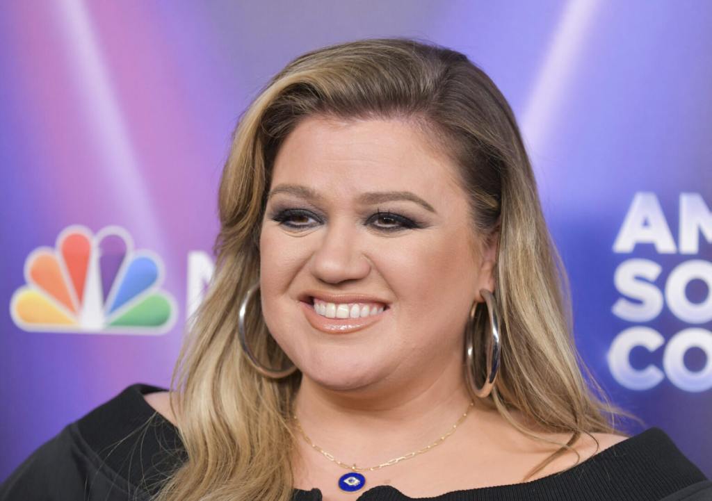 Kelly Clarkson New Album, 'Chemistry' Is About Past Relationship