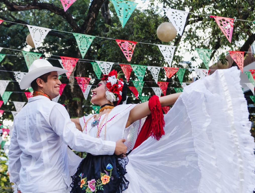 Vibrant Las Vegas Cinco de Mayo Party Happening Downtown