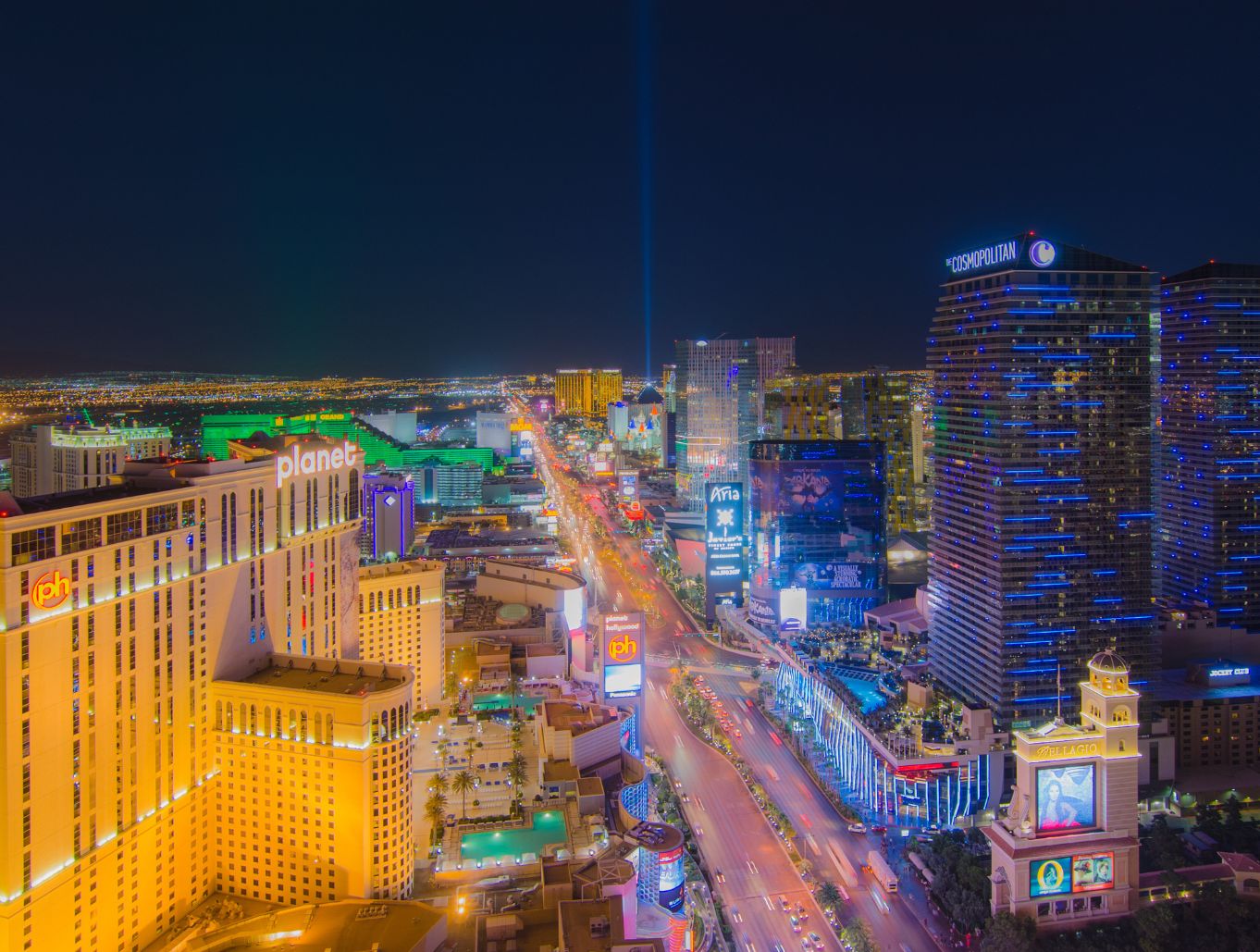 Las Vegas Shopping: 5 Best Places To Shop Till You Drop